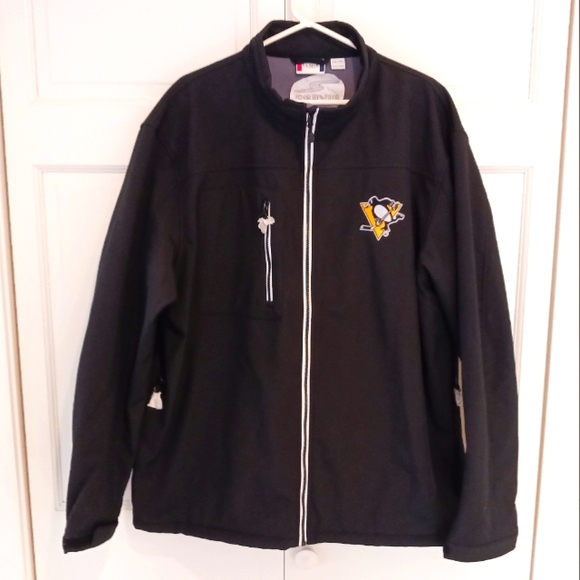 clique Other - NWOT Penguins zip up jacket -- price firm